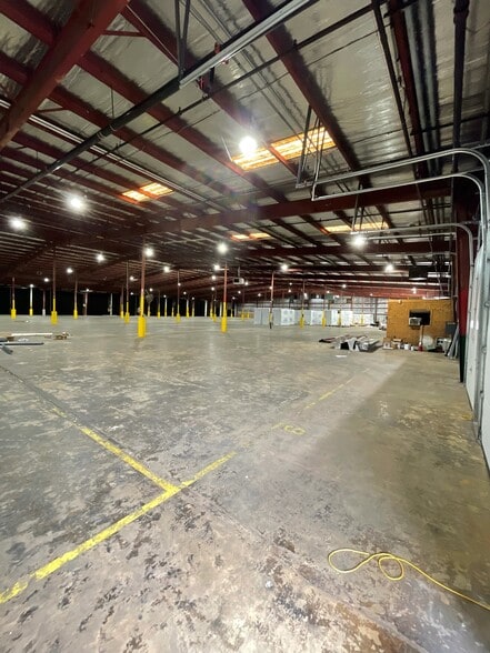 More Photos Of 201 Industrial Park Rd, Lincolnton Warehouse For Lease