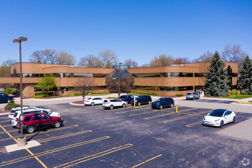 Primary Photo Of 33300 5 Mile Rd, Livonia Office For Lease