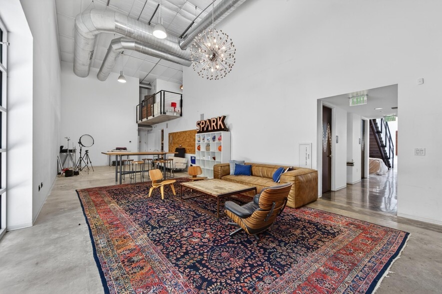 More Photos Of 2309 W Platt St, Tampa Freestanding For Lease