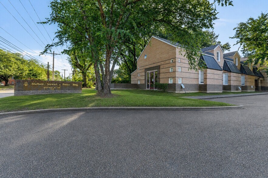 More Photos Of 3112 Jackson St, Alexandria Office For Sale