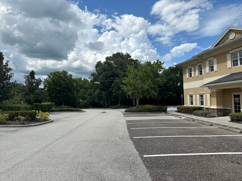 More Photos Of 20525 Amberfield Dr, Land O' Lakes Office For Lease