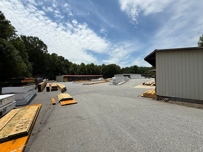 More Photos Of 398 Flower House Loop, Troutman Industrial For Sale
