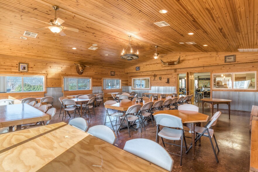 More Photos Of 29301 Hwy 82 Hwy, Park Hill Restaurant For Sale