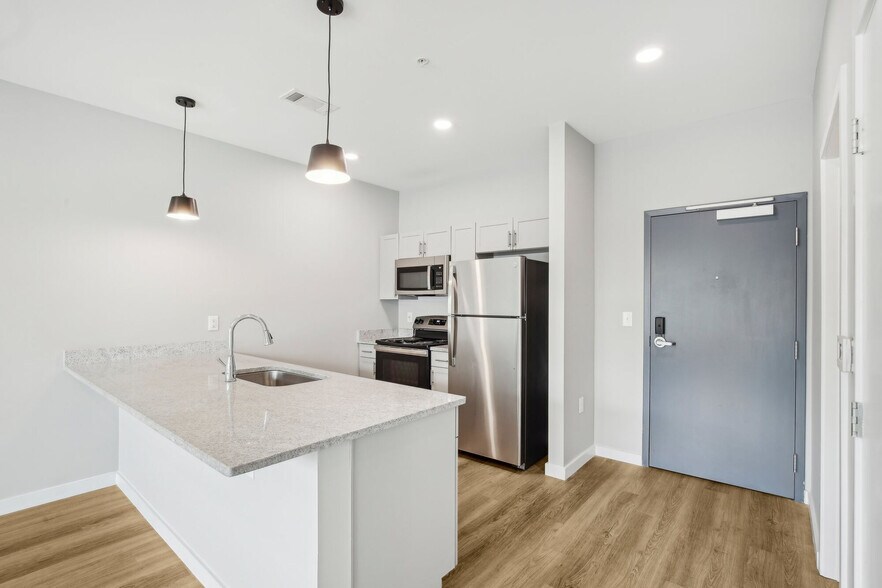 More Photos Of 4040 Travis Dr, Nashville Apartments For Sale