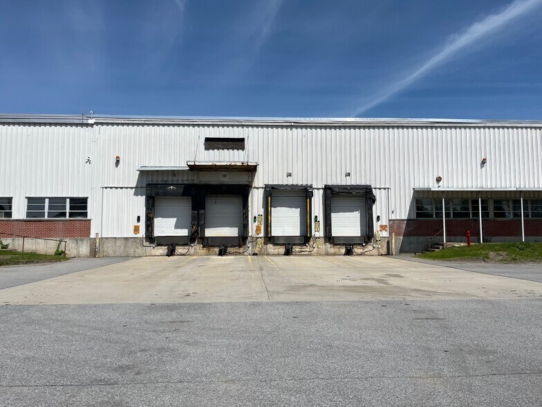 More Photos Of 49 Geyser Rd, Saratoga Springs Manufacturing For Lease