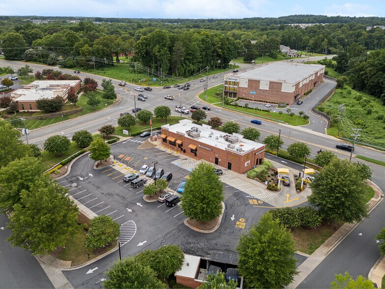 More Photos Of 1820 Hoffman Rd, Gastonia General Retail For Sale