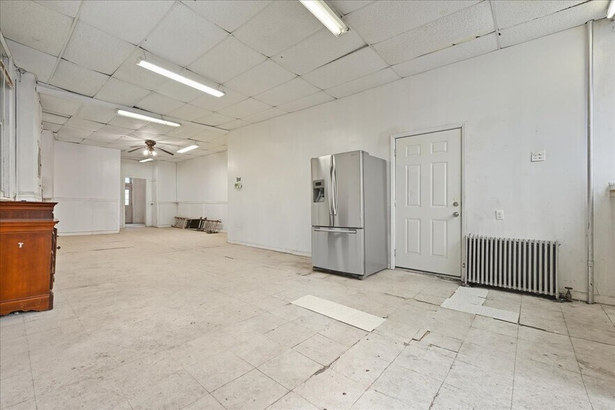 More Photos Of 756 Woodward Ave, Ridgewood Freestanding For Sale