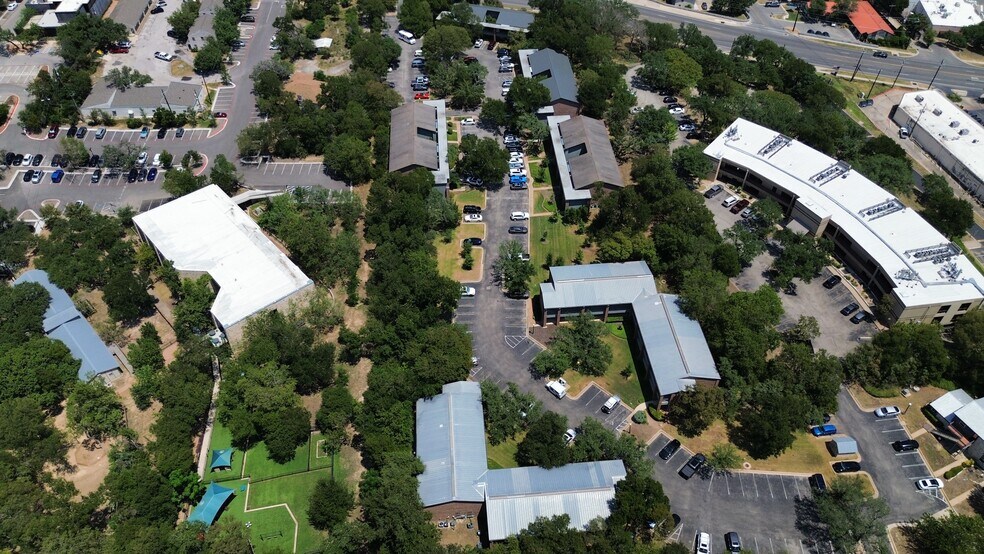 More Photos Of 3355 Bee Caves Rd, West Lake Hills Office For Sale