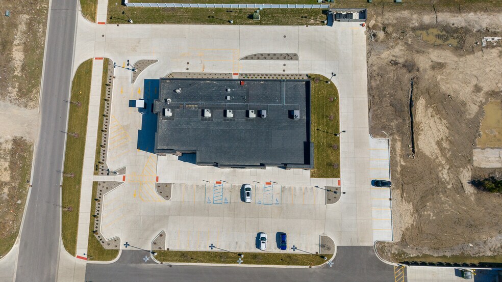 More Photos Of 1229 Holiday Blvd, Monroe Storefront For Lease