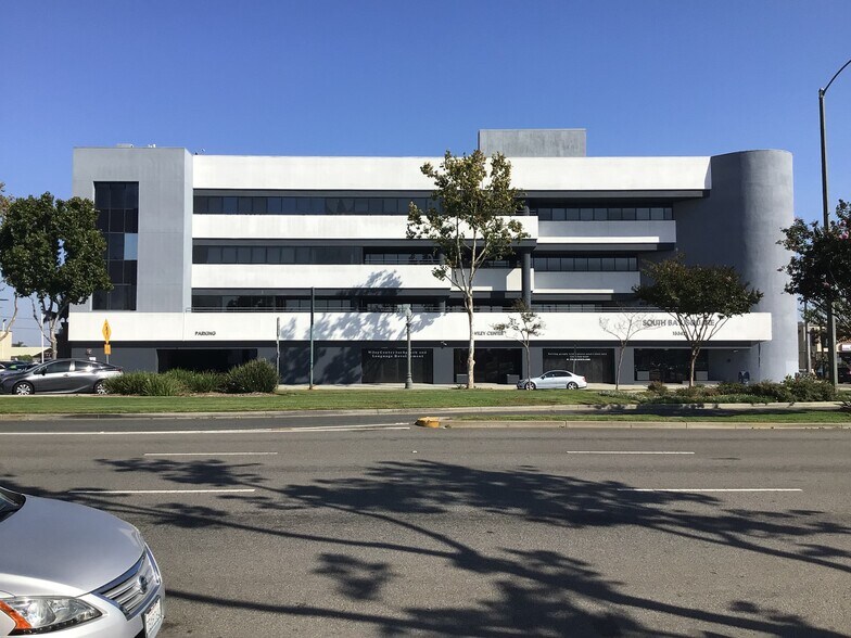 More Photos Of 15342 Hawthorne Blvd, Lawndale Loft Creative Space For Lease