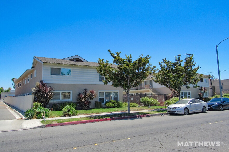 More Photos Of 1124-1130 S Lemon St, Anaheim Apartments For Sale