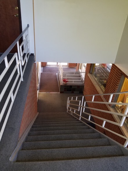 More Photos Of 4207 E Broad St, Columbus Office Residential For Sale