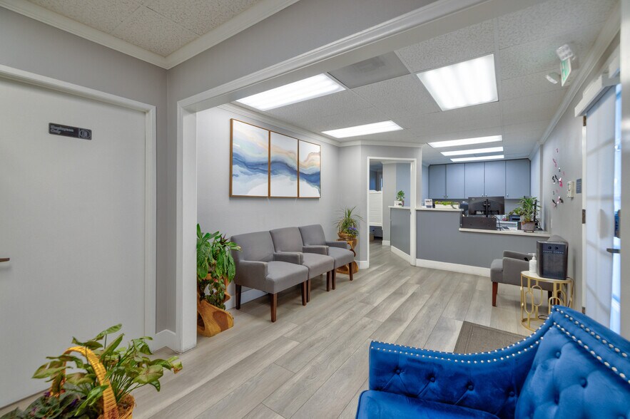 More Photos Of 16336 Whittier Blvd, Whittier Medical For Sale