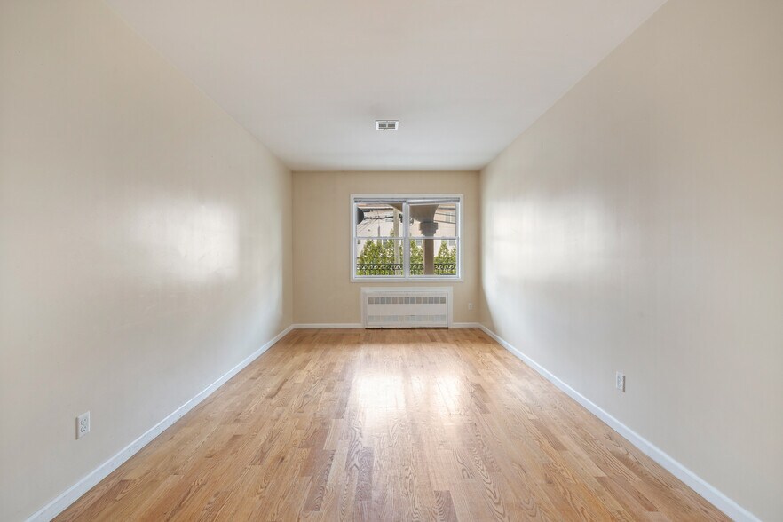 More Photos Of 342 Blauvelt Rd, Monsey Apartments For Sale