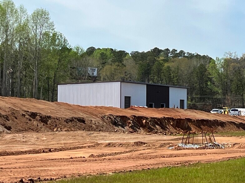 More Photos Of 2036 Frontage Rd, Anderson Warehouse For Sale