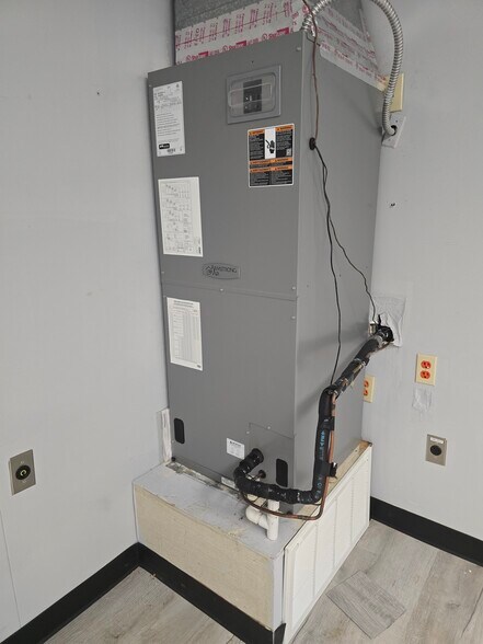 More Photos Of 2408 S 37th St, Temple Office For Lease