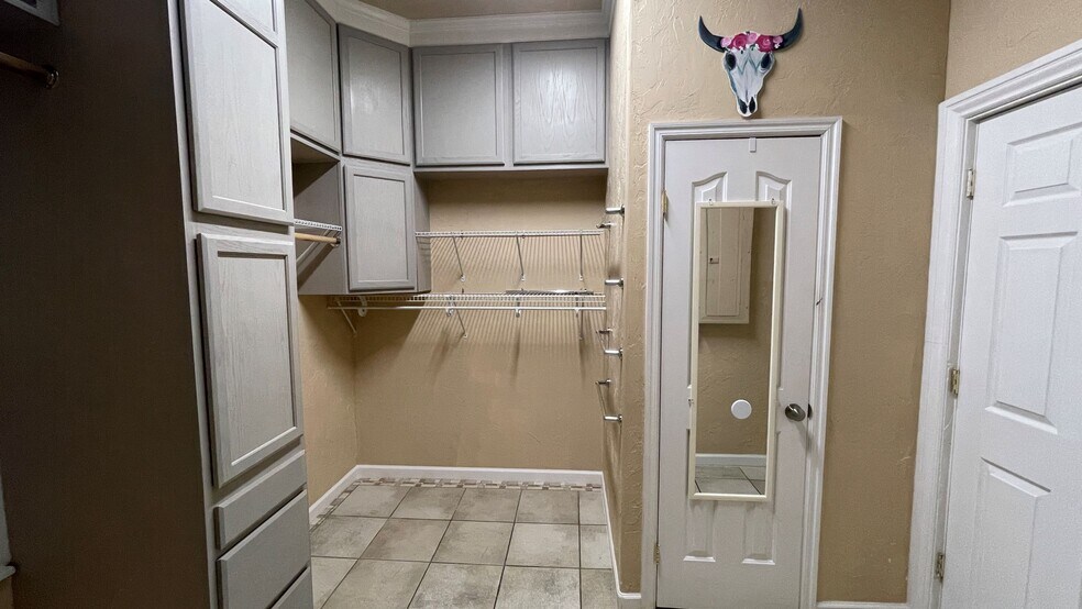 More Photos Of 415 N Muskogee Ave, Tahlequah Storefront Retail Residential For Sale