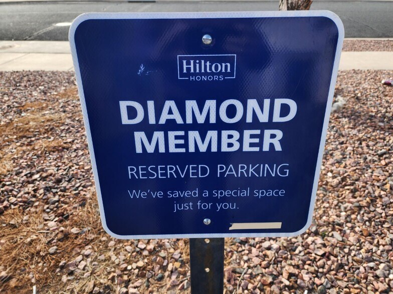 More Photos Of 102 McCormick Pky, Canon City Hotel For Sale