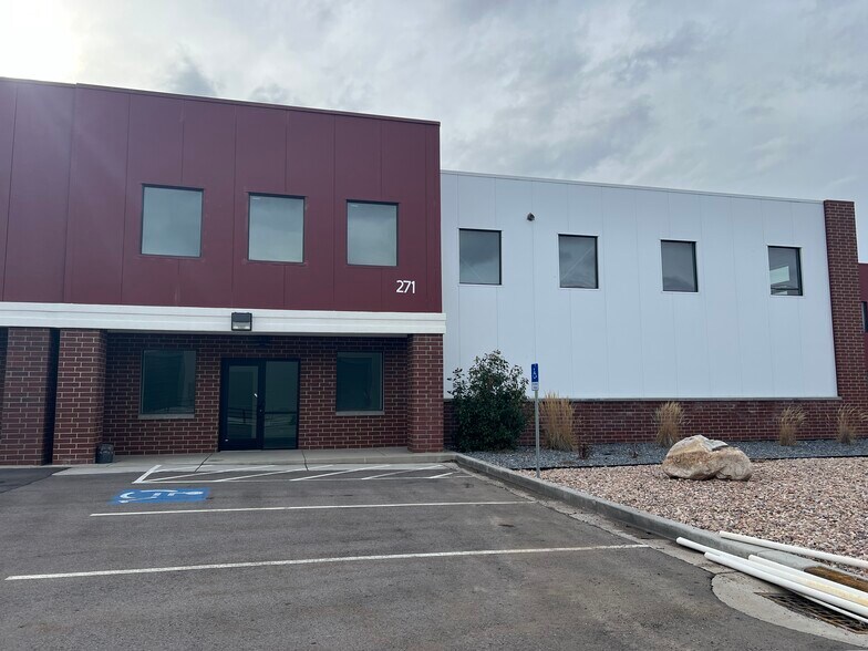 More Photos Of 271 S American Way, Payson Industrial For Lease