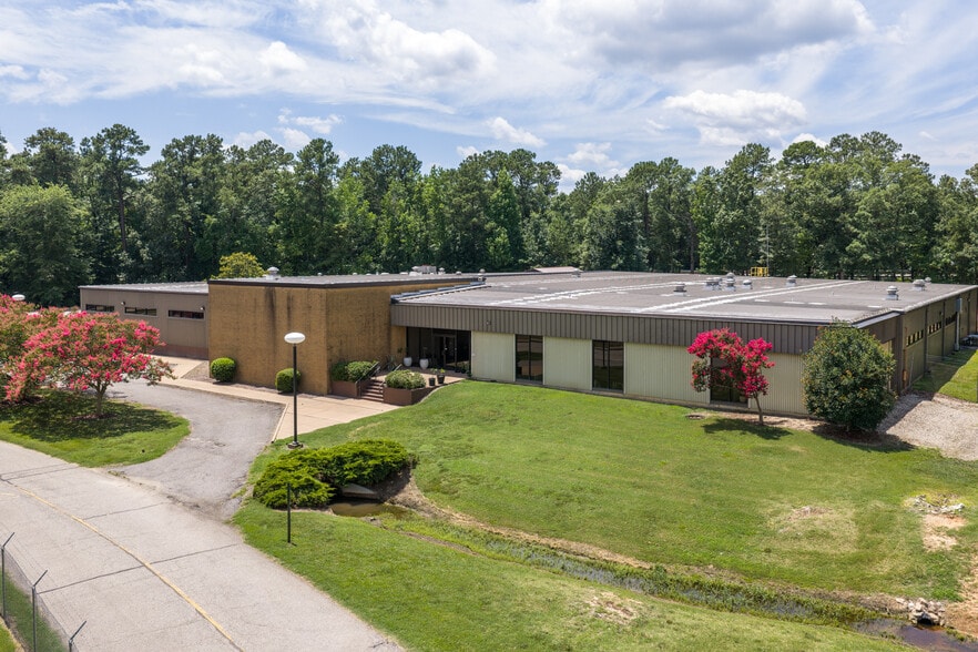 Primary Photo Of 2101 Reymet Rd, Richmond Research And Development For Sale