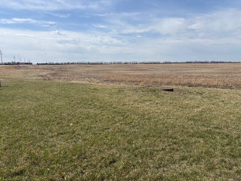 More Photos Of 37th Ave SW Ave, Minot Land For Sale
