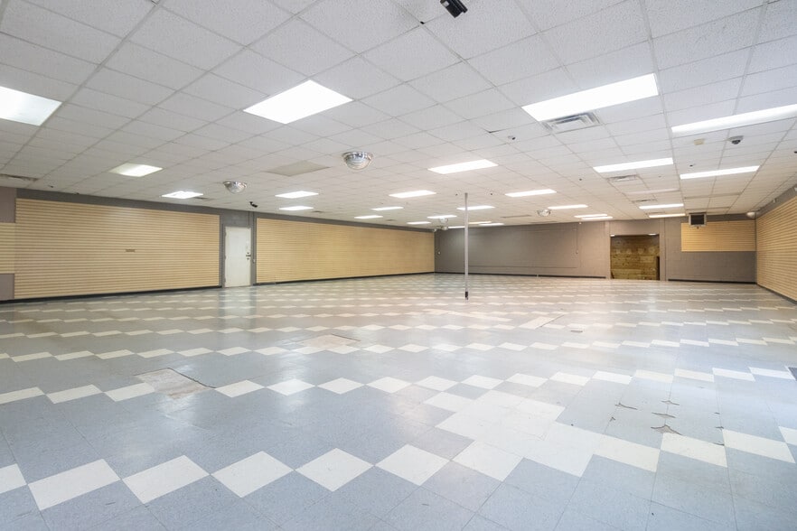 More Photos Of 90 Stonecoal Rd, Horner Freestanding For Lease