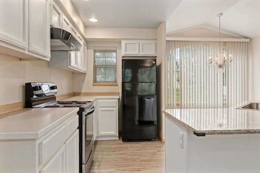 More Photos Of 2406 99th Ave NE, Lake Stevens Multifamily For Sale