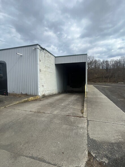 More Photos Of 44 River St, Cortland Manufacturing For Lease