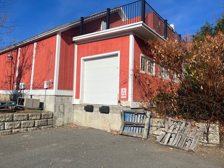 More Photos Of 113 Cowls Rd, Amherst General Retail For Lease