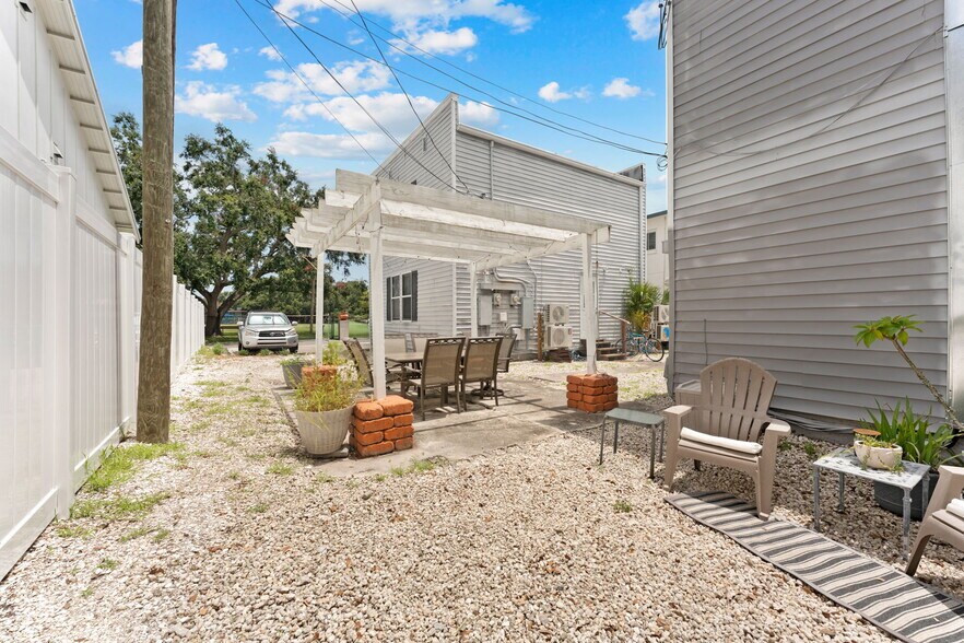 More Photos Of 1326 17th Ter N, Saint Petersburg Apartments For Sale