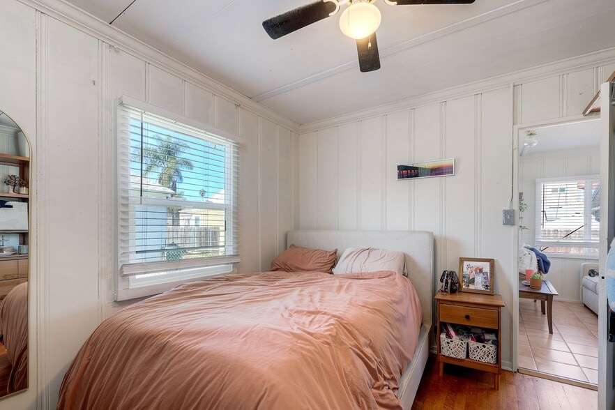 More Photos Of 4918 Del Monte Ave, San Diego Multifamily For Sale