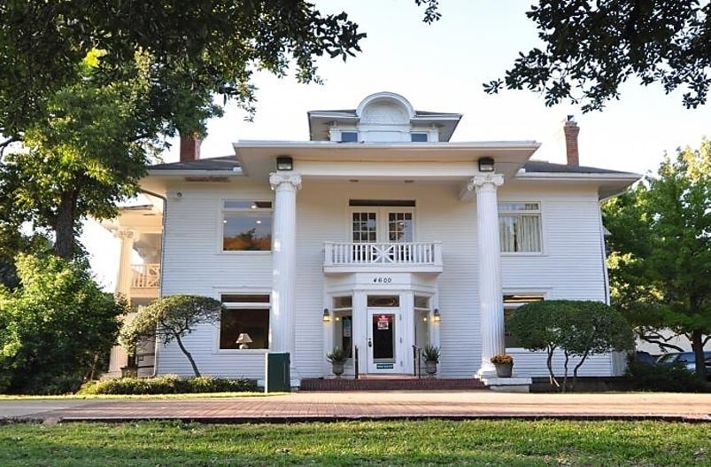 Primary Photo Of 4600 Samuell Blvd, Dallas Hospital For Sale