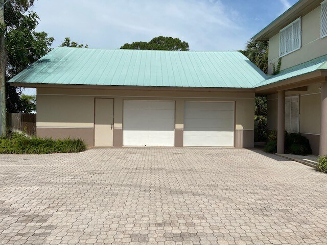 More Photos Of 416 SE Flamingo Ave, Stuart Medical For Sale