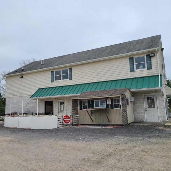 More Photos Of 1590 W Bay Ave, Barnegat Freestanding For Sale