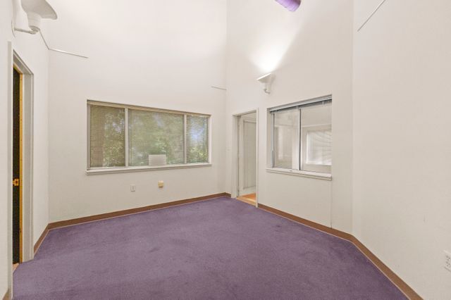 More Photos Of 1346 Hill Rd, Charlotte Office For Sale
