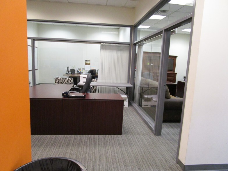 More Photos Of 230 N State St, Orem Freestanding For Lease