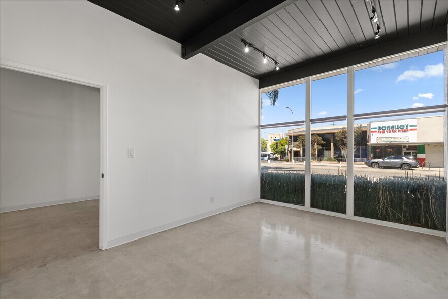 More Photos Of 805 S Gaffey St, San Pedro Loft Creative Space For Sale