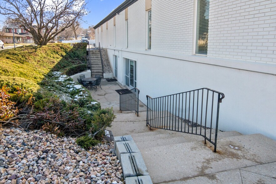 More Photos Of 940 N 400 E, North Salt Lake Office For Sale