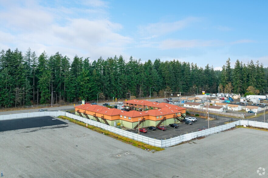 More Photos Of 18407 Pacific Ave S, Spanaway Office For Lease