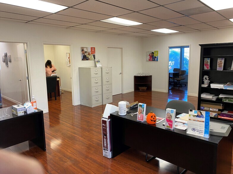 More Photos Of 25124 Narbonne Ave, Lomita Office For Lease