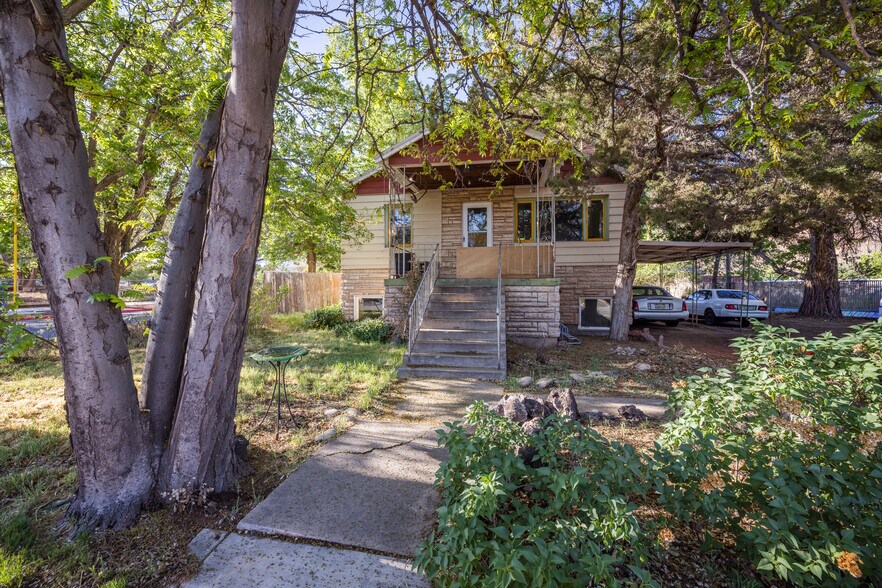 More Photos Of 86 E 300 S, Moab Flex For Sale