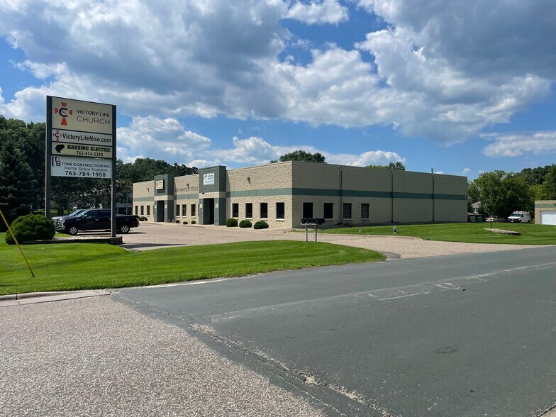 More Photos Of 13720 Lincoln St NE, Ham Lake Warehouse For Sale