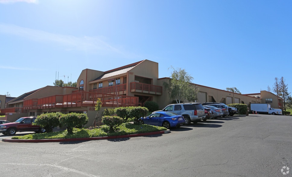 More Photos Of 837 Arnold Dr, Martinez Warehouse For Lease