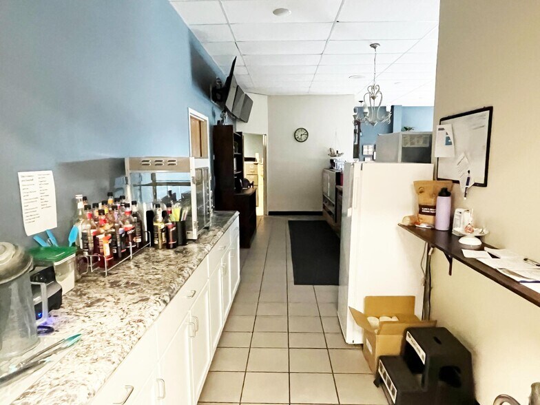 More Photos Of 704 E C St, Valentine Restaurant For Sale