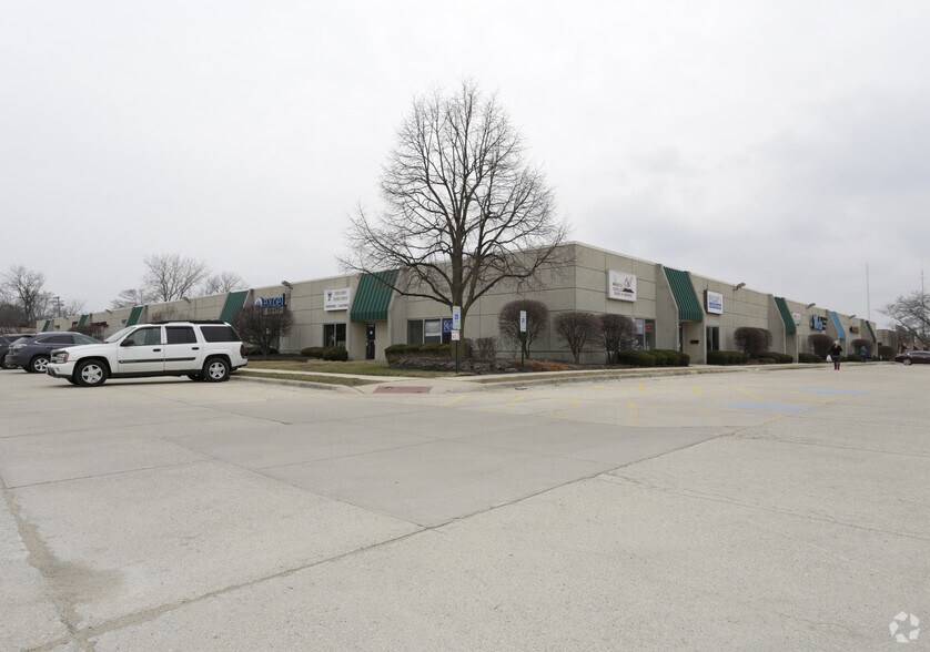 Primary Photo Of 400-428 W 5th Ave, Naperville Light Distribution For Lease