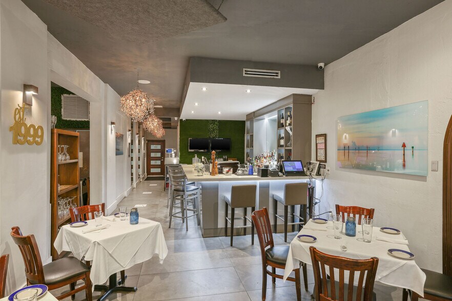 More Photos Of 4019 S Le Jeune Rd, Coral Gables Restaurant For Sale