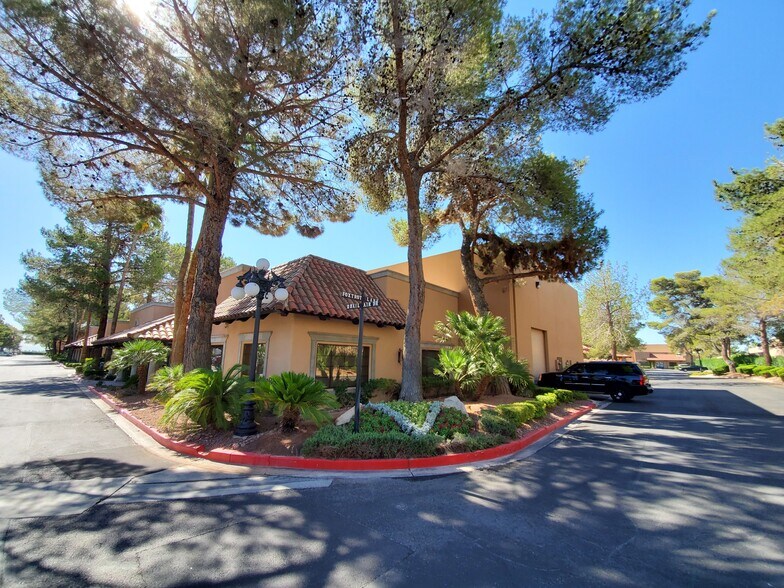 More Photos Of 145 E Reno Ave, Las Vegas Airplane Hangar For Sale