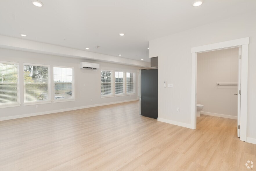 More Photos Of 1620 N River Ridge Blvd, Spokane Apartments For Sale