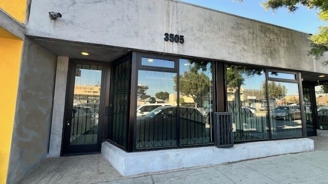 More Photos Of 3505 W Beverly Blvd, Montebello Office For Lease
