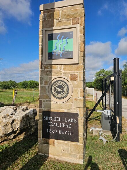 More Photos Of 13699 U.S. 281 Hwy, San Antonio Land For Sale